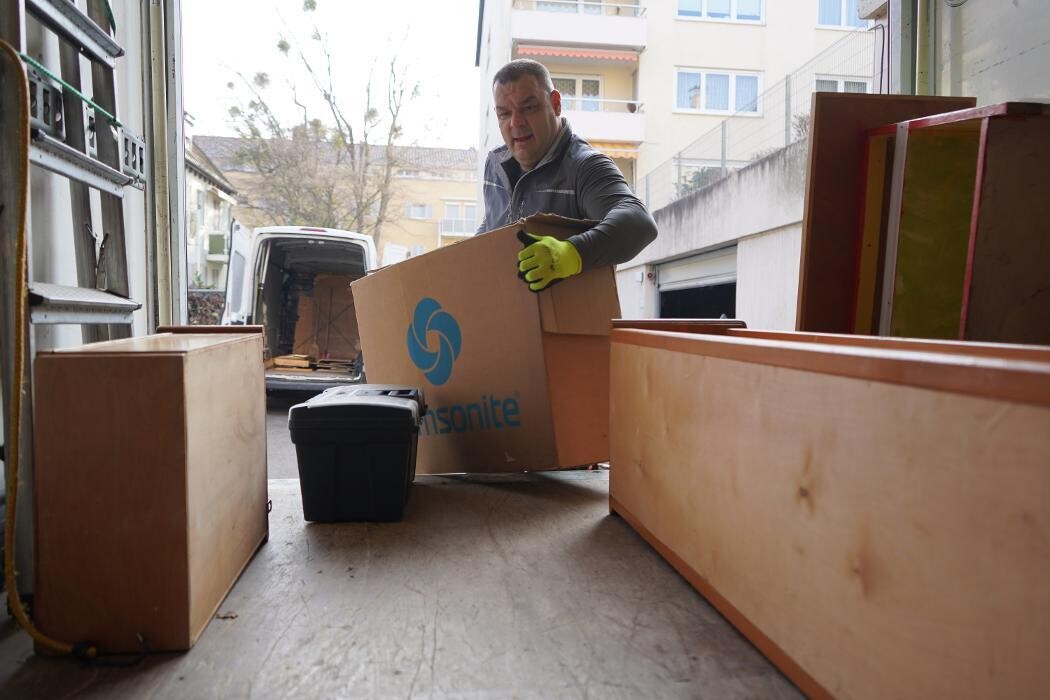 Bilder Tontschew Haushaltsauflösung