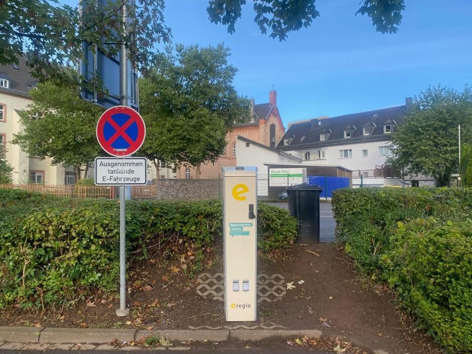 Bilder e-regio Ladestation