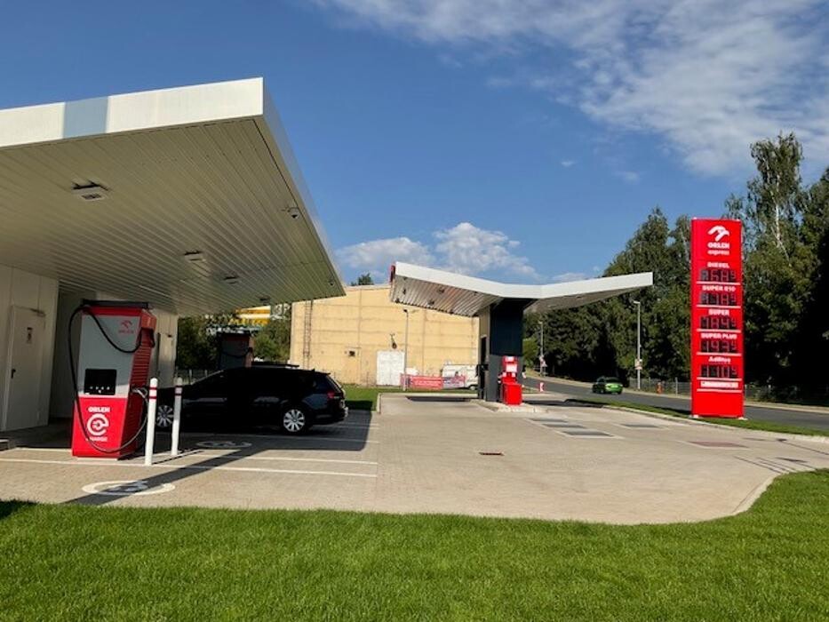 Bilder ORLEN express Automatentankstelle