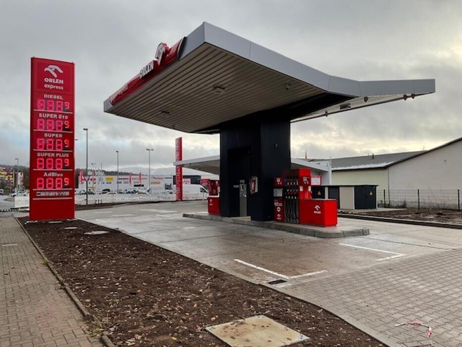 Bilder ORLEN express Automatentankstelle