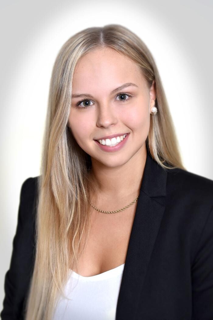 Bilder ERGO Versicherung Lara Höver