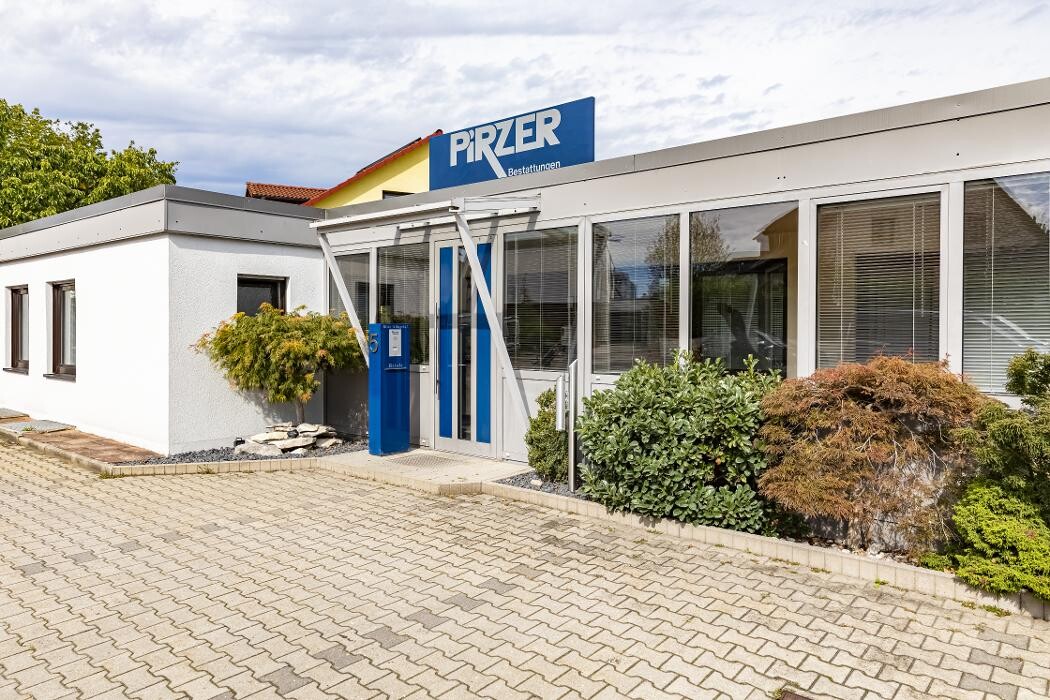 Bilder Bestattungen Pirzer GmbH