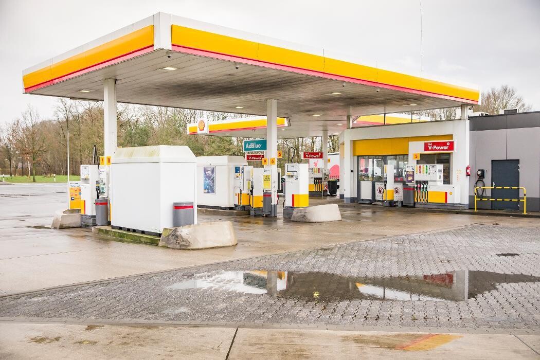 Bilder Shell Recharge Charging Station