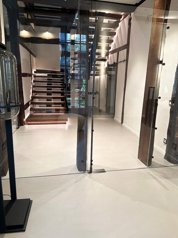 Bilder Bodendesign-SD GmbH | Steinteppich für Boden und Treppe & Betonoptik