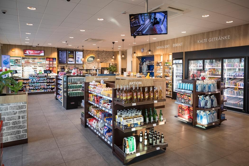 Bilder Shell Recharge Charging Station