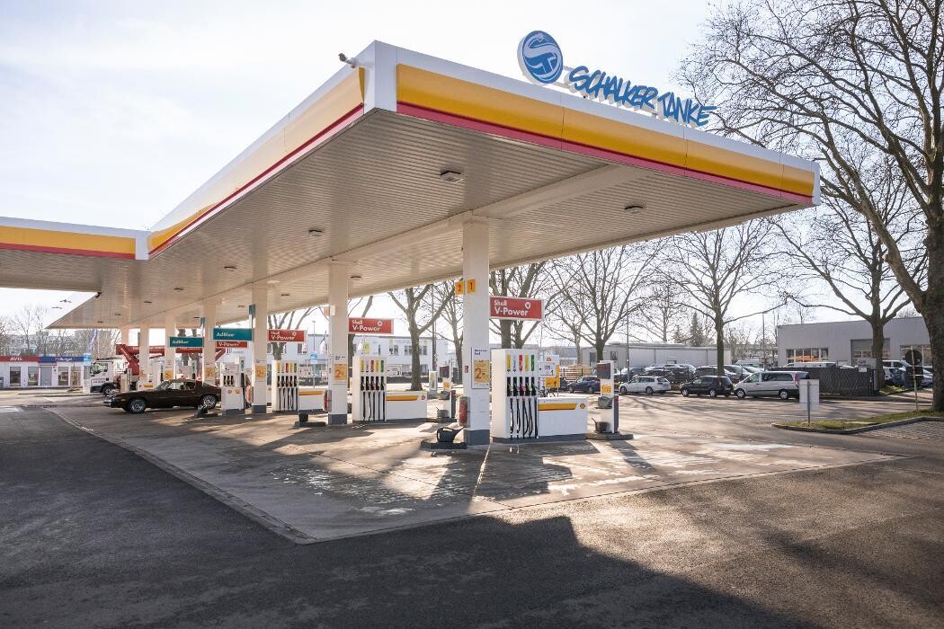 Bilder Shell Recharge Charging Station