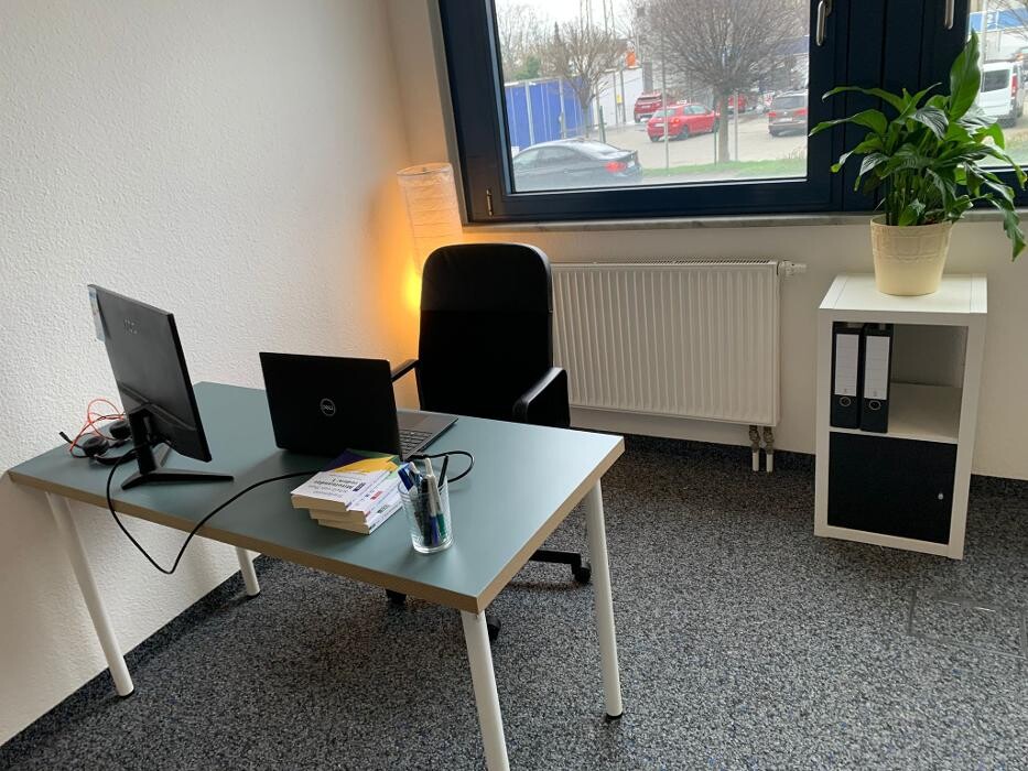 Bilder UABI ULUS Akademie für Bildung & Integration