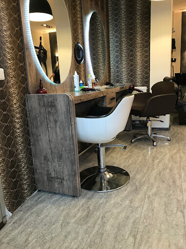 Bilder Galileo Haarstudio