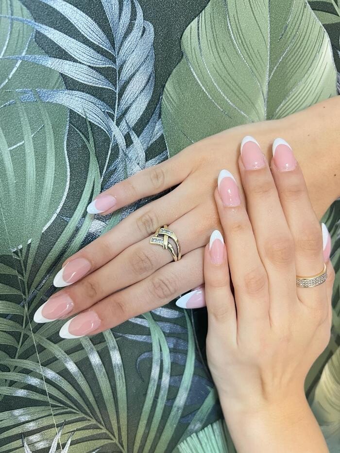 Bilder NailAcademy und Studio