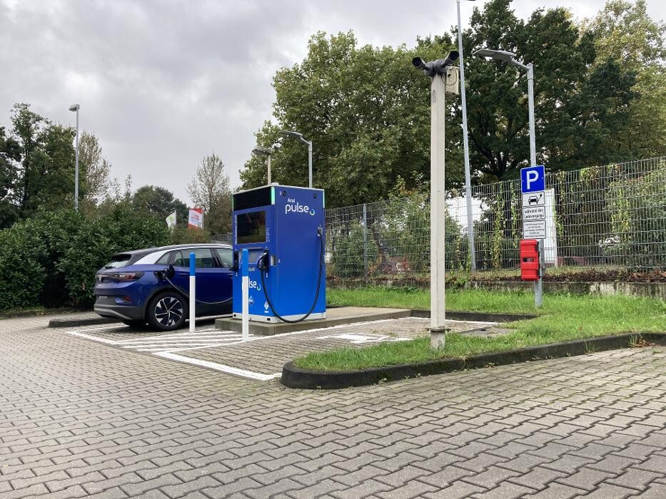 Bilder Aral pulse Ladestation