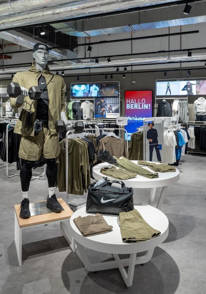 Bilder INTERSPORT Voswinkel THE PLAYCE