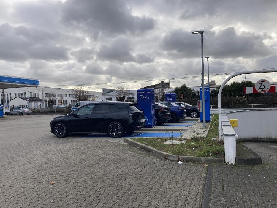 Bilder Aral pulse Ladestation