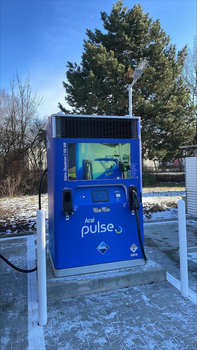 Bilder Aral pulse Ladestation