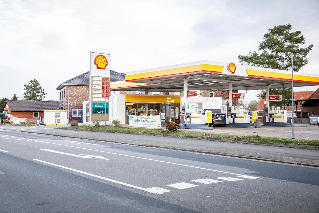 Bilder Shell Recharge Charging Station