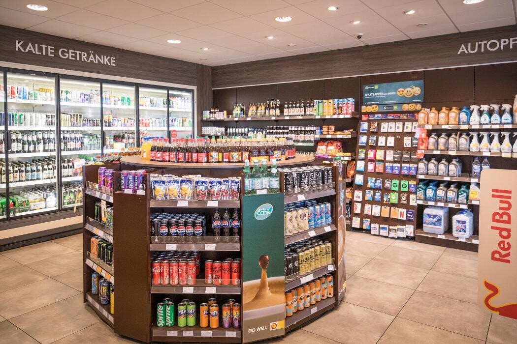 Bilder Shell Recharge Charging Station