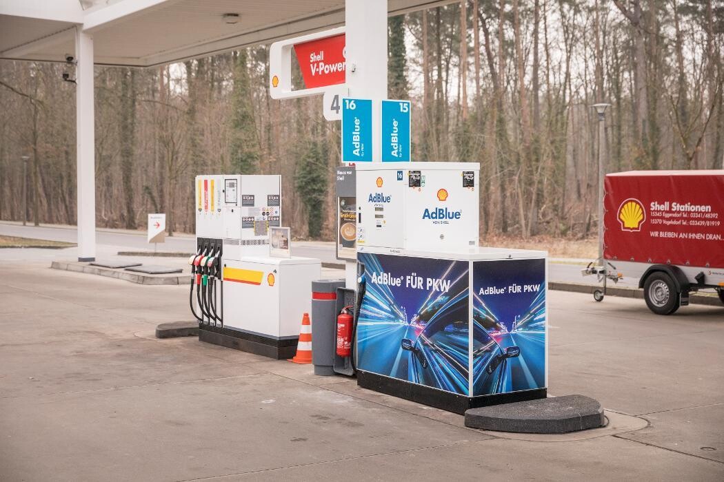 Bilder Shell Recharge Charging Station