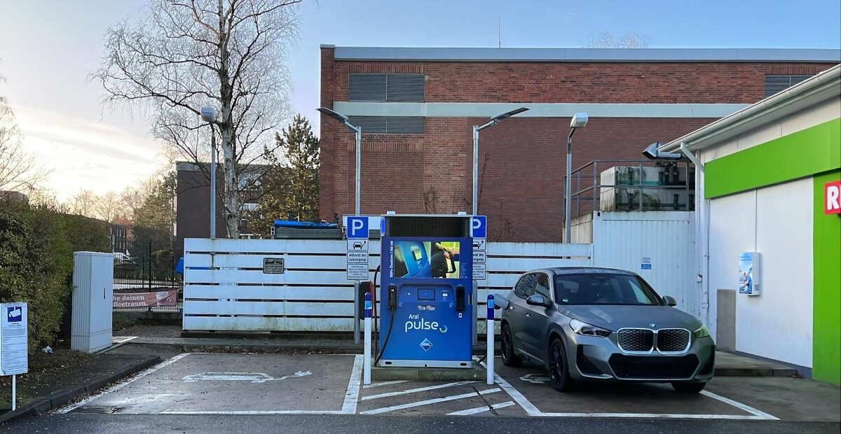 Bilder Aral pulse Ladestation