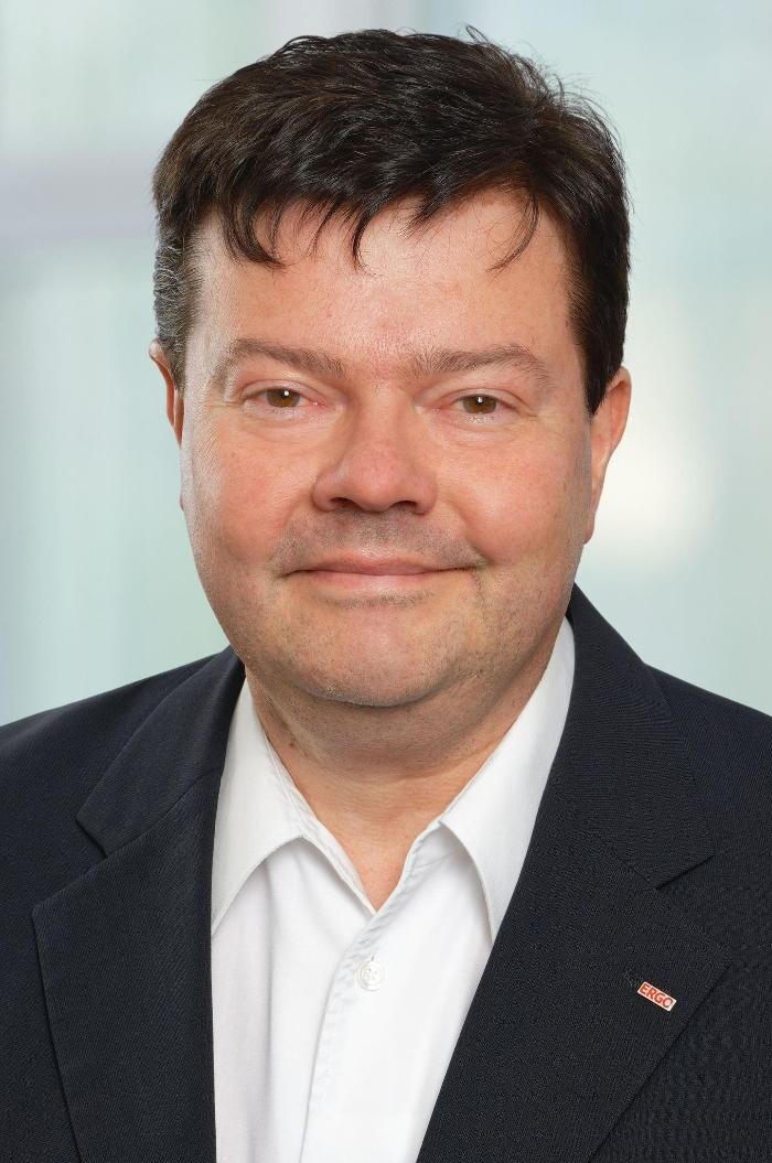 Bilder ERGO Jörg Dietz im Autohaus Karl + Co. GmbH & Co. KG