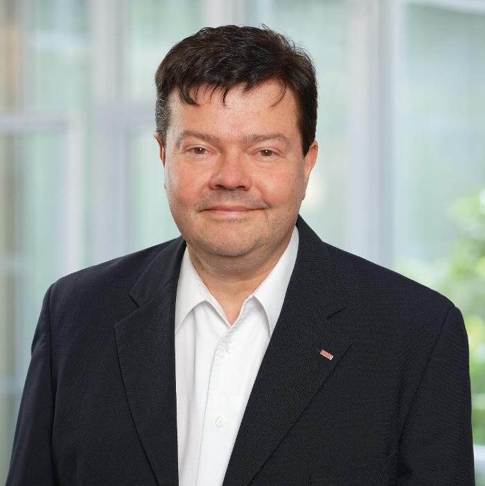 Bilder ERGO Jörg Dietz im Autohaus Karl + Co. GmbH & Co. KG