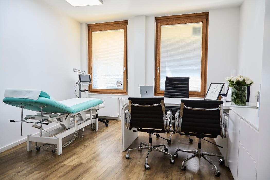 Bilder S-thetic München | Schönheitschirurgie & Ästhetische Behandlungen