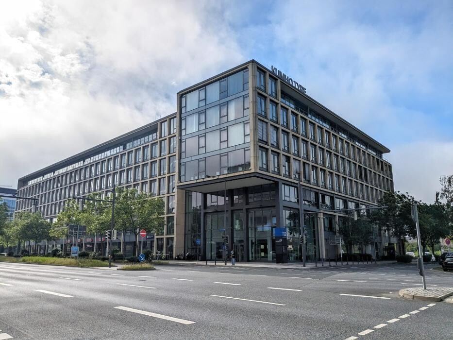 Bilder Creditplus Bank AG - Zentrale Offenbach | Beratung nur in den Filialen