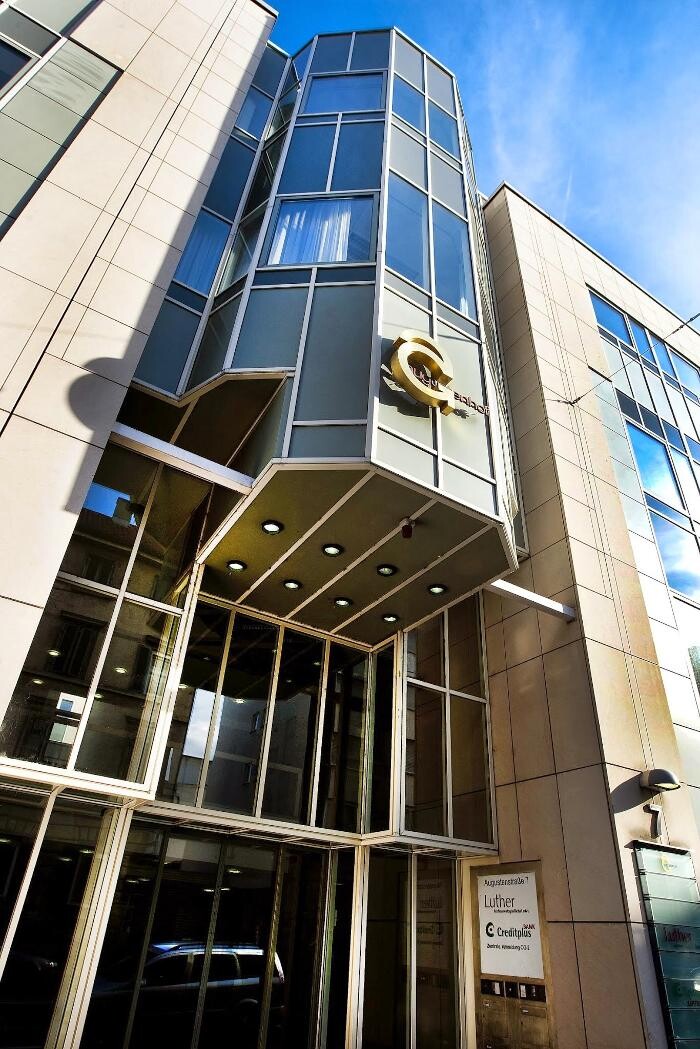 Bilder Creditplus Bank AG - Zentrale Stuttgart | Beratung nur in den Filialen