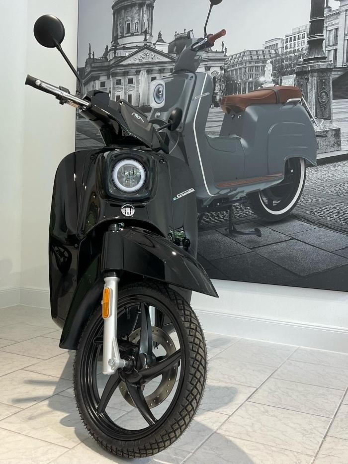 Bilder Rollerhaus König eSchwalbe Store