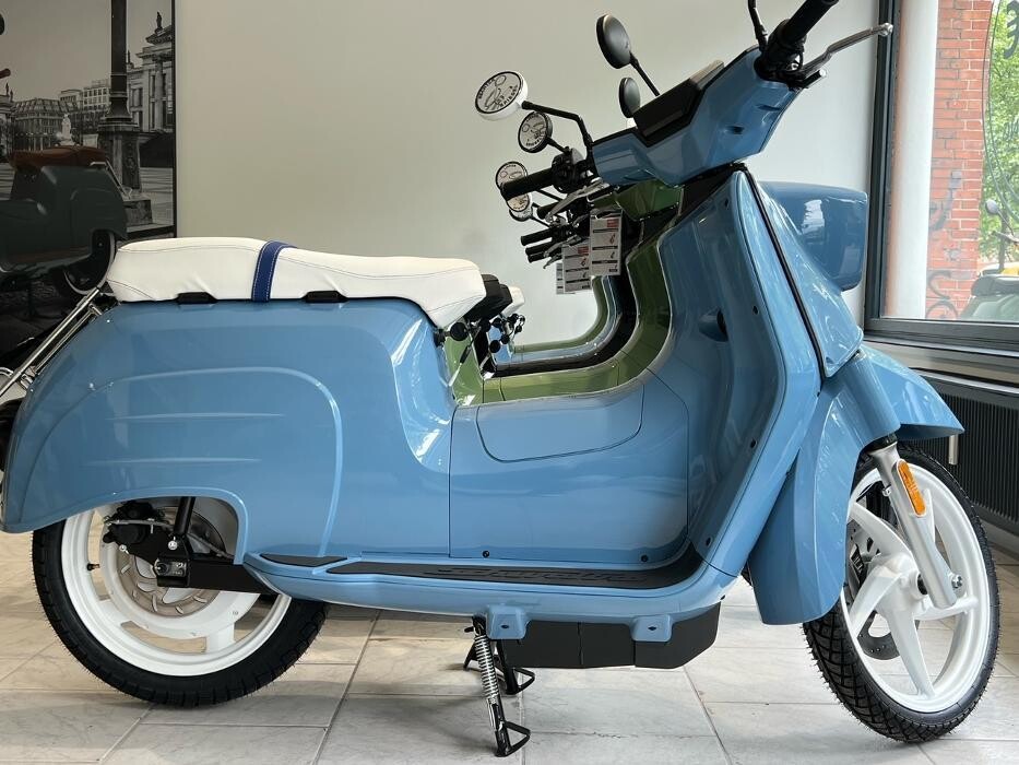 Bilder Rollerhaus König eSchwalbe Store