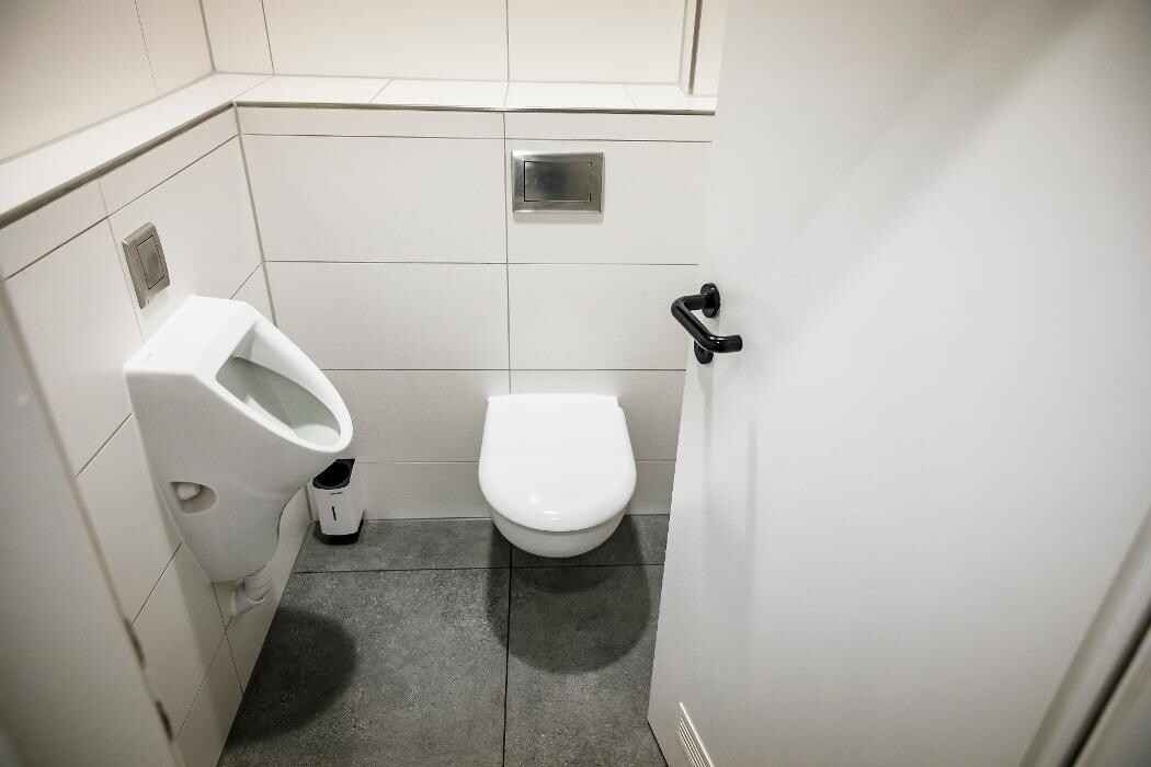 Bilder Shell Recharge Charging Station