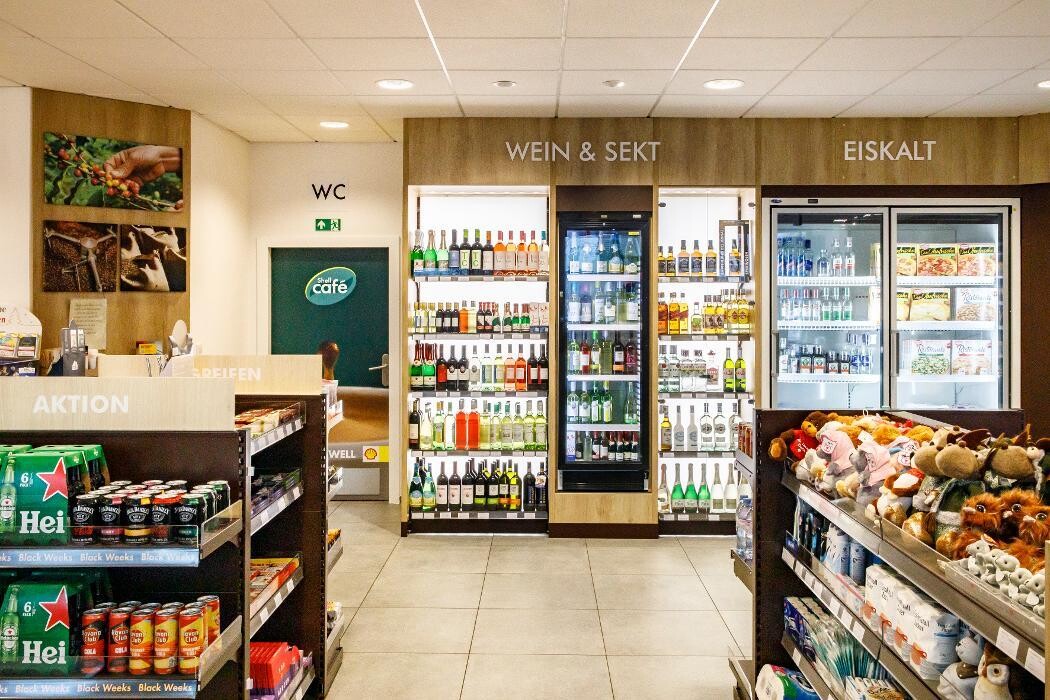 Bilder Shell Recharge Charging Station