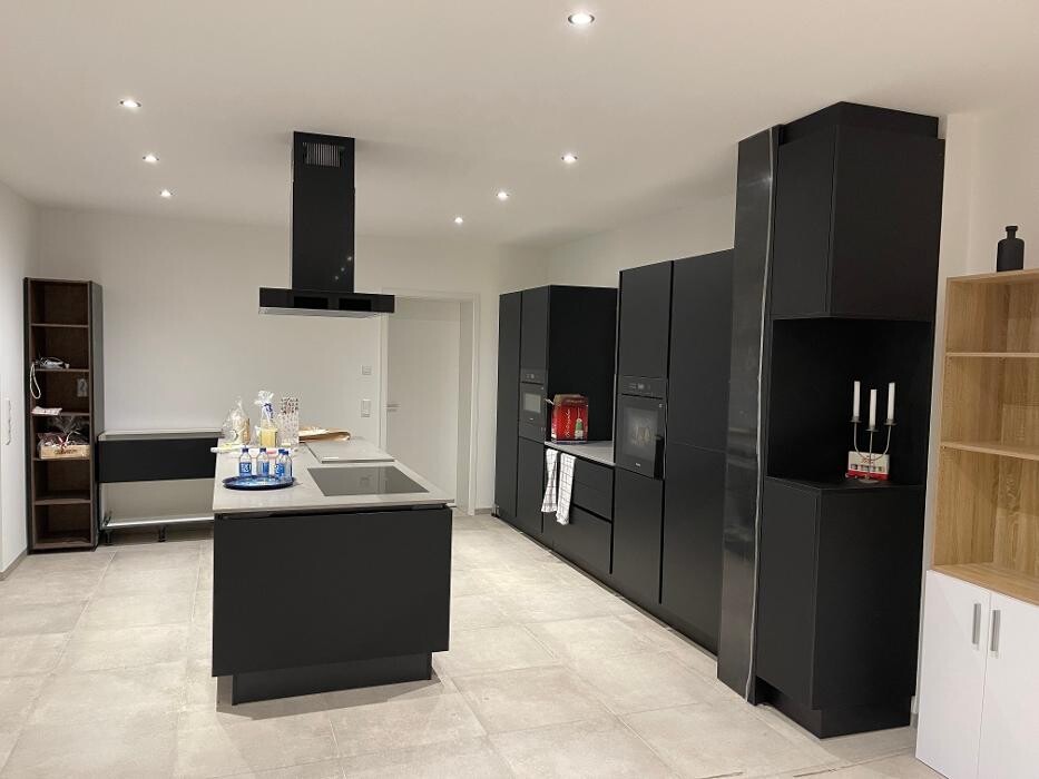 Bilder Transport und Möbelmontage HASANY