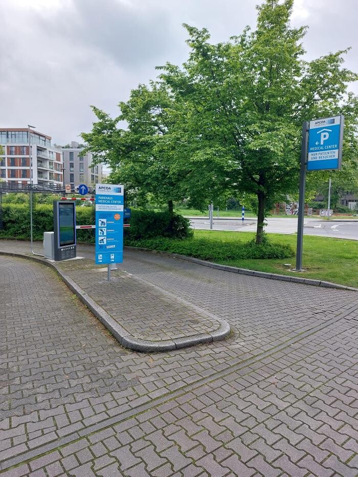Bilder Parkhaus Medical Center APCOA