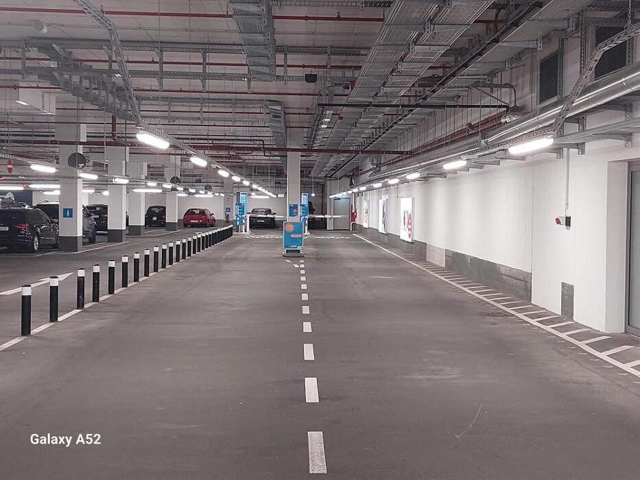 Bilder Parkhaus Dreiländergalerie APCOA