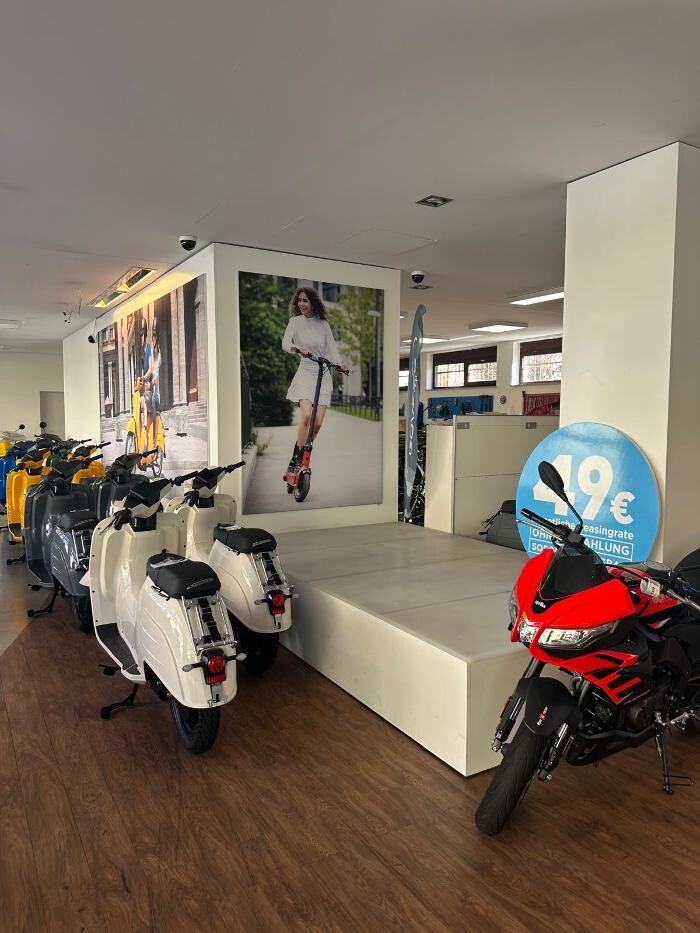 Bilder Rollerhaus König Store
