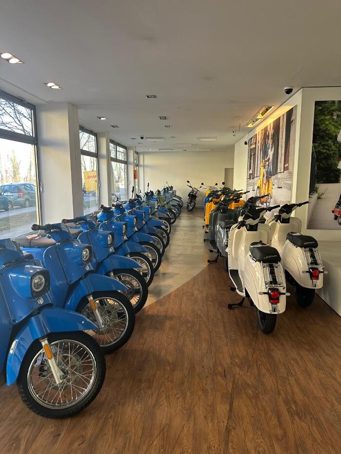 Bilder Rollerhaus König Store