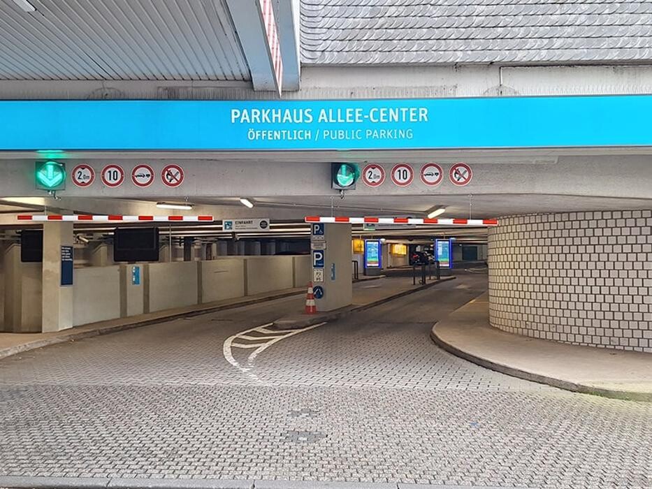 Bilder Parkhaus Allee-Center APCOA