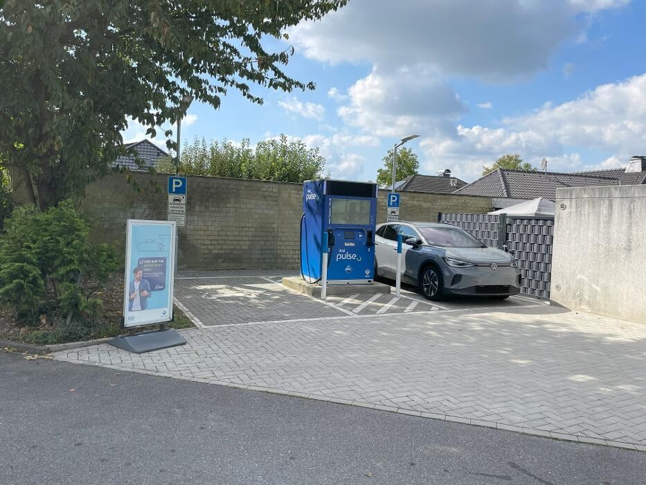 Bilder Aral pulse Ladestation