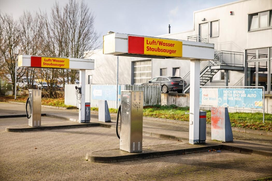 Bilder Shell Recharge Charging Station