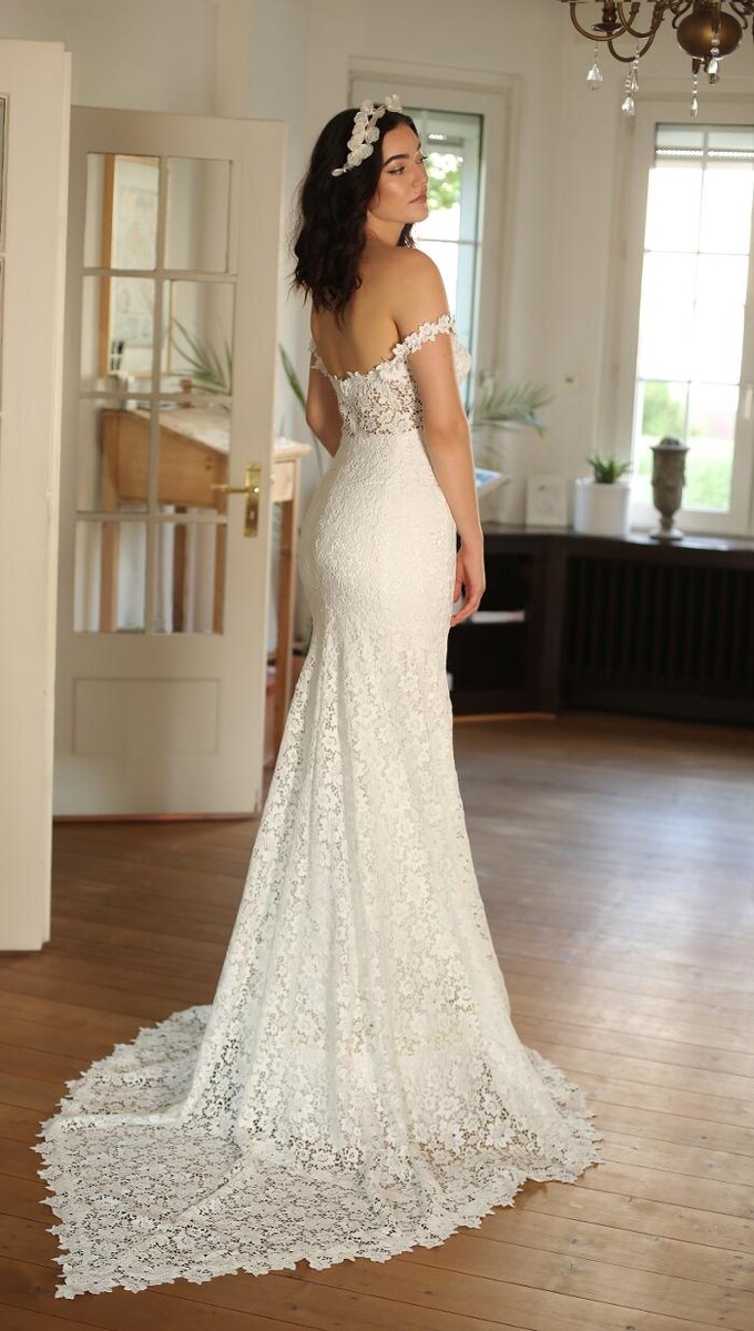 Bilder Alice 'D Elegance Design Bridals & Proms