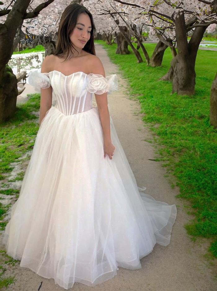 Bilder Alice 'D Elegance Design Bridals & Proms