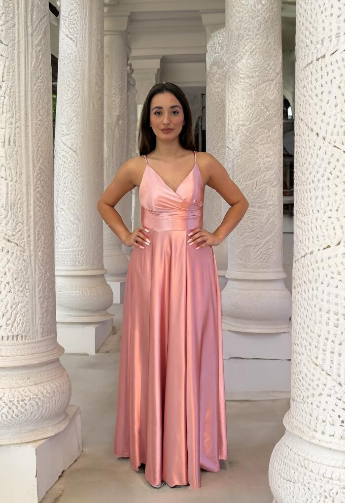 Bilder Alice 'D Elegance Design Bridals & Proms