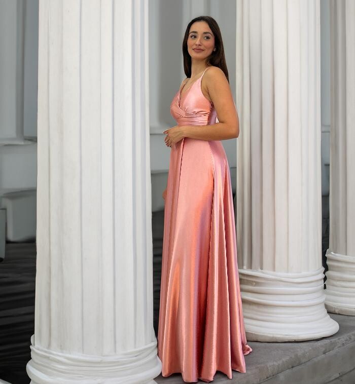 Bilder Alice 'D Elegance Design Bridals & Proms