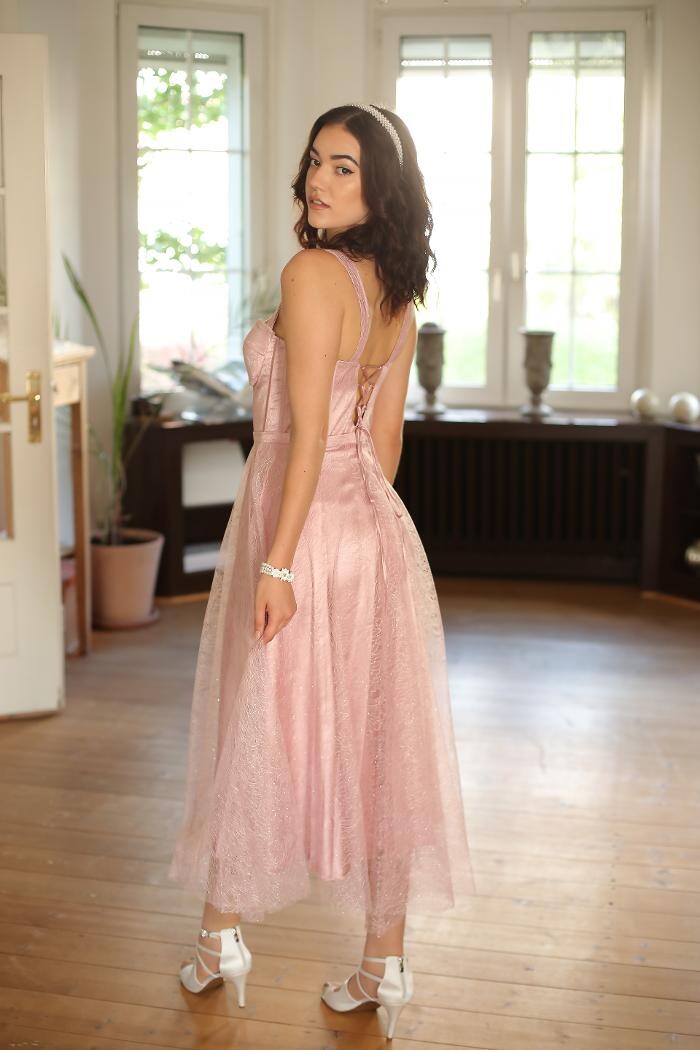 Bilder Alice 'D Elegance Design Bridals & Proms