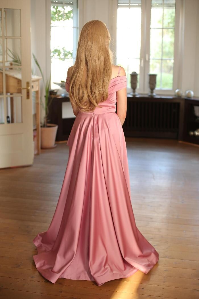 Bilder Alice 'D Elegance Design Bridals & Proms