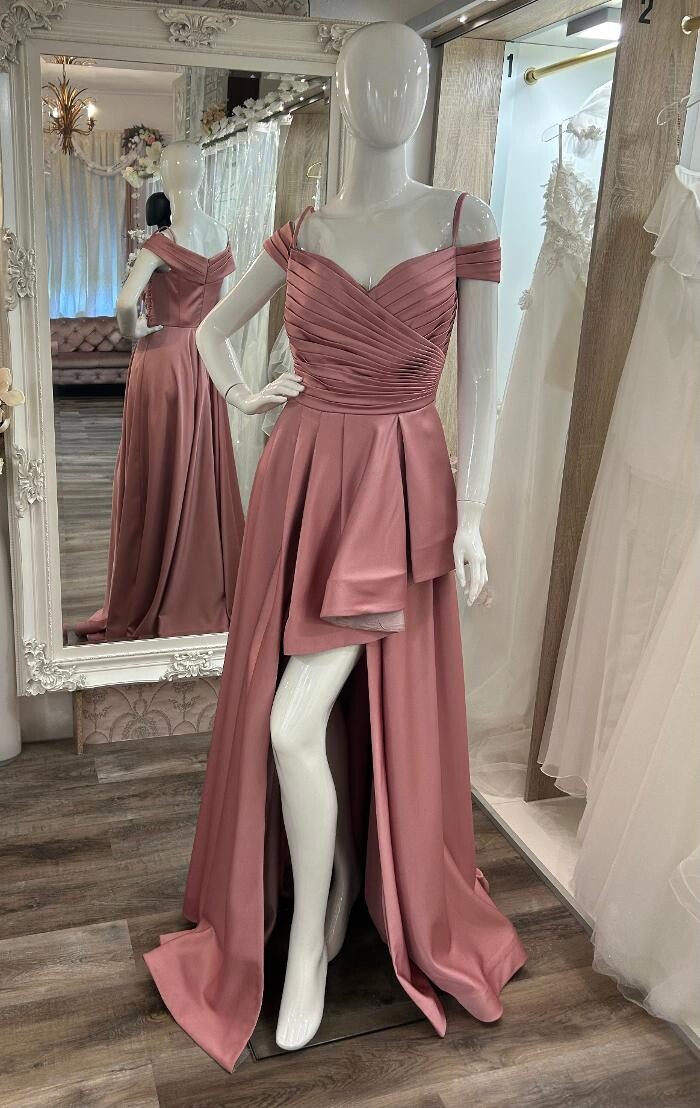 Bilder Alice 'D Elegance Design Bridals & Proms