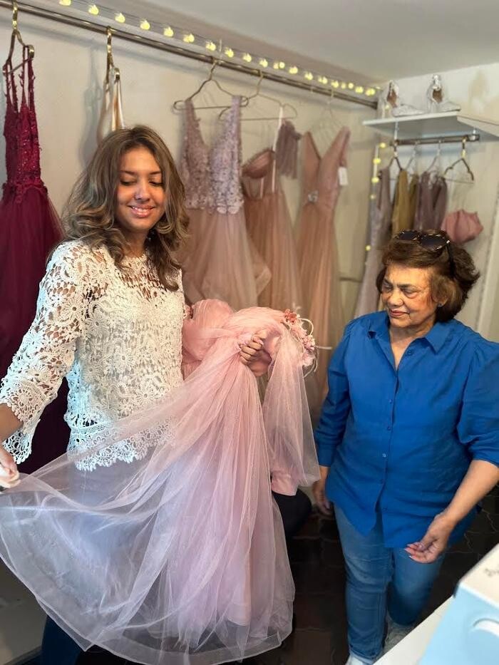 Bilder Alice 'D Elegance Design Bridals & Proms