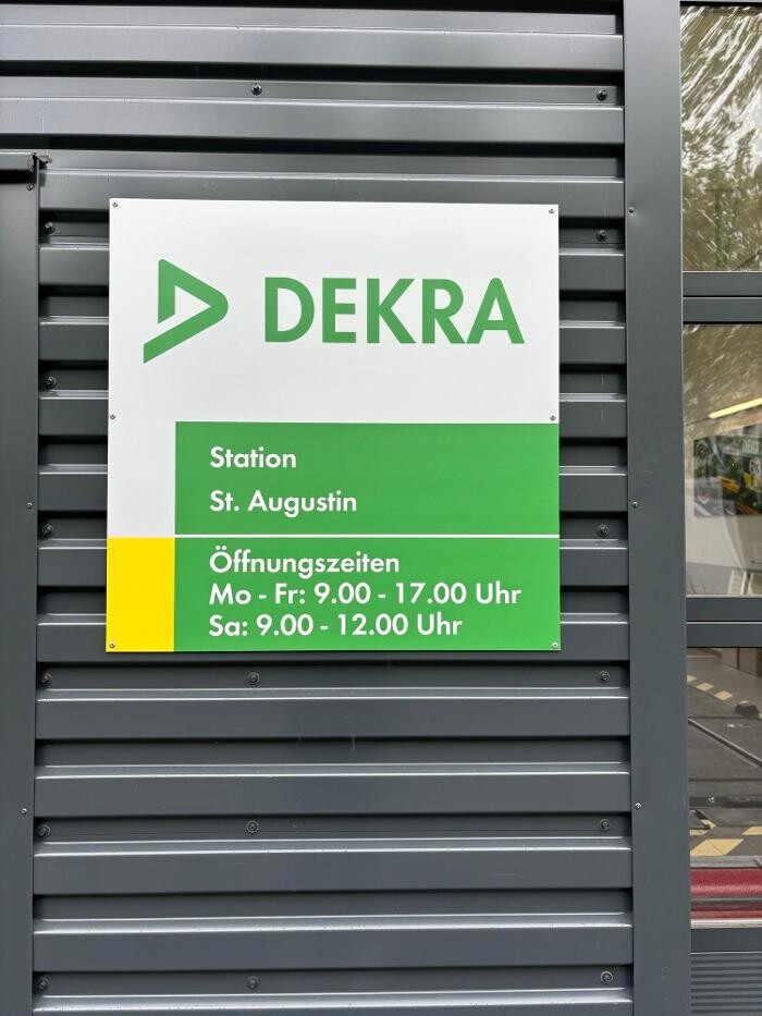 Bilder DEKRA Automobil GmbH Station St. Augustin Mitte