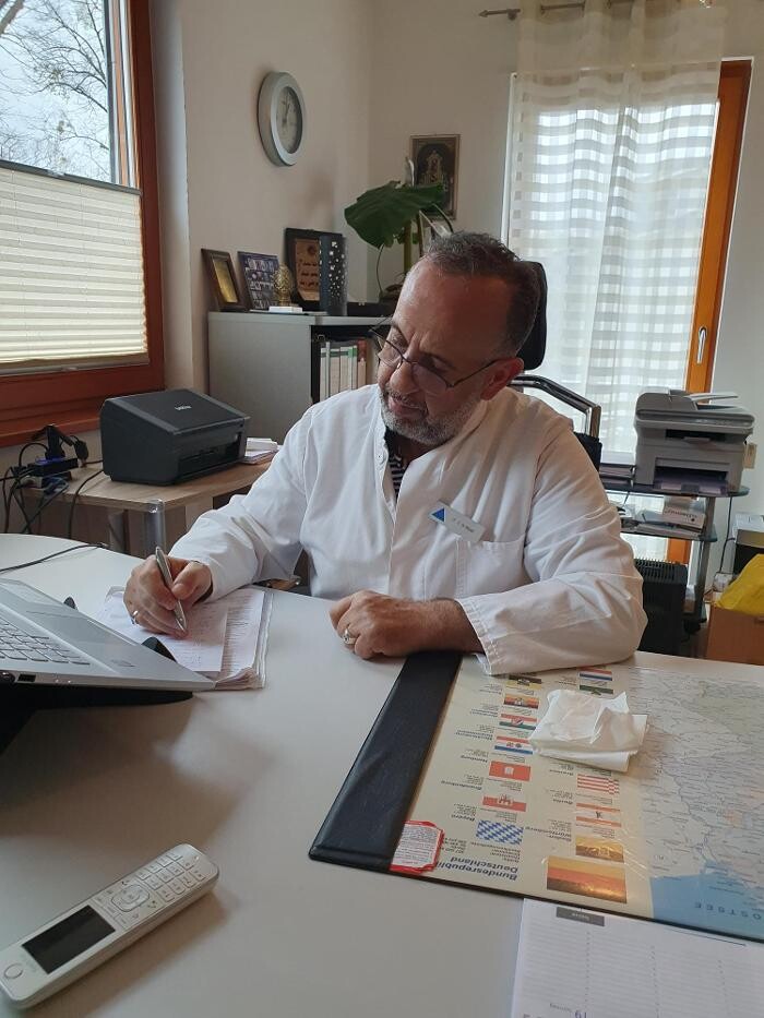Bilder Praxis Dr. Al-Abyad Facharzt für innere Medizin