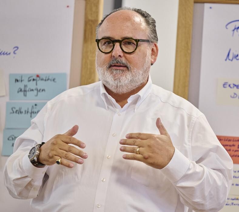 Bilder KERN - M&A Beratung für Unternehmensnachfolge & Unternehmensverkauf Bremen