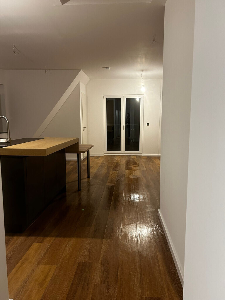 Bilder Hansa needs it